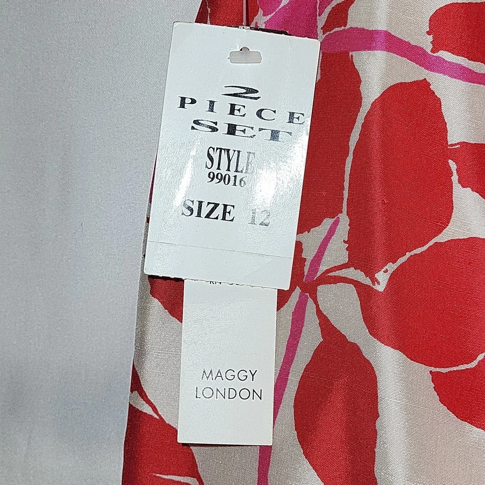 Never worn Pink and White Maggy London Skirt (12) - Picture 7 of 11